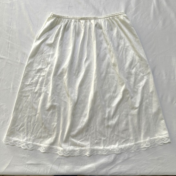 Warner's Other - Warner's Half Slip Skirt Women M White Lace Trim Vintage Lingerie Retro Made USA